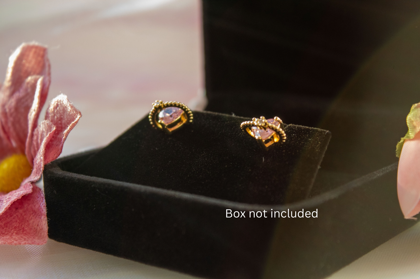 Amoré Heart Studs — Rose