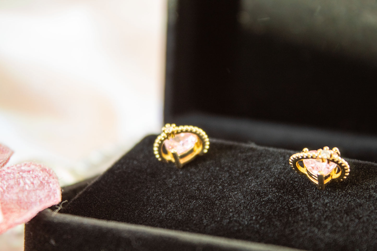 Amoré Heart Studs — Rose